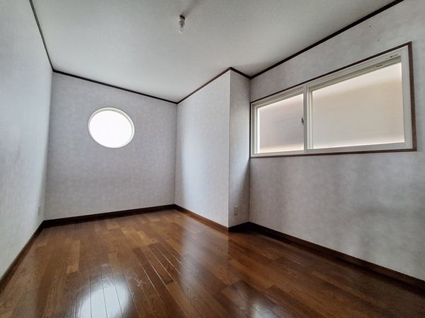 西宮市霞町の中古一戸建て