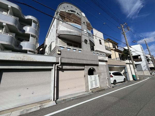 西宮市霞町の中古一戸建て