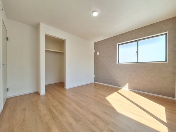守山市下之郷１丁目　新築一戸建て　１期　１号棟