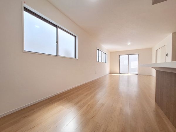 守山市下之郷１丁目　新築一戸建て　１期　１号棟