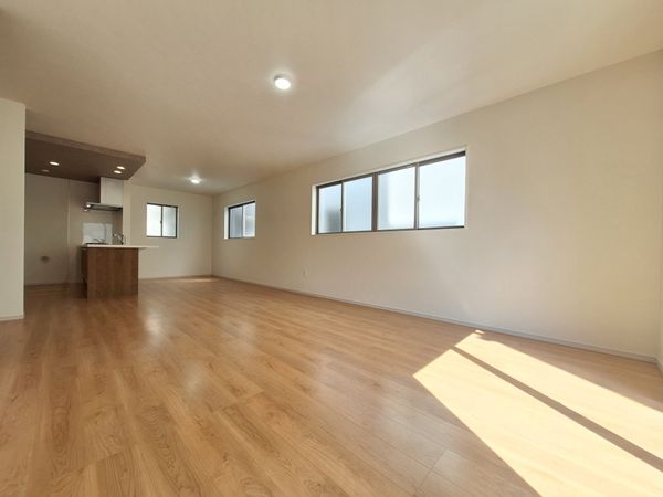 守山市下之郷１丁目　新築一戸建て　１期　１号棟