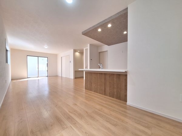 守山市下之郷１丁目　新築一戸建て　１期　１号棟