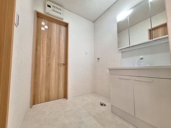 栗東市下戸山の中古一戸建て