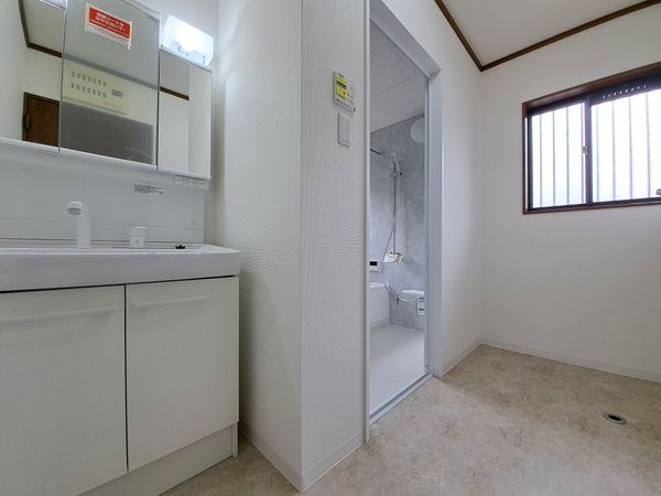 草津市西渋川１丁目の中古一戸建て