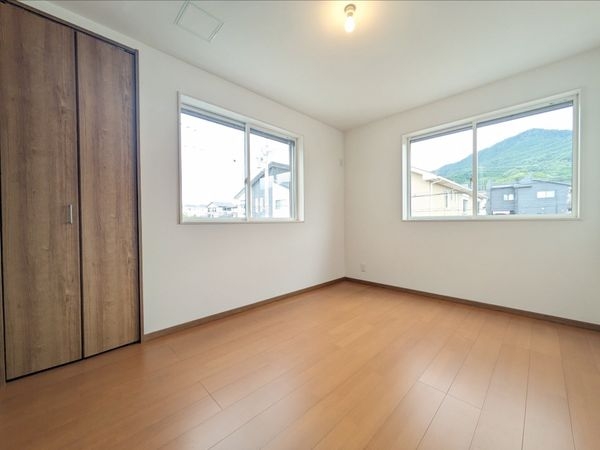 大津市下阪本２丁目　新築一戸建て　１期　６－１号棟