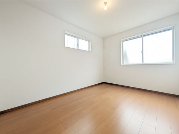 大津市下阪本２丁目　新築一戸建て　１期　６－１号棟