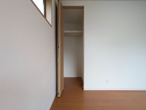 大津市石山寺４丁目　新築一戸建て　２期　１号地