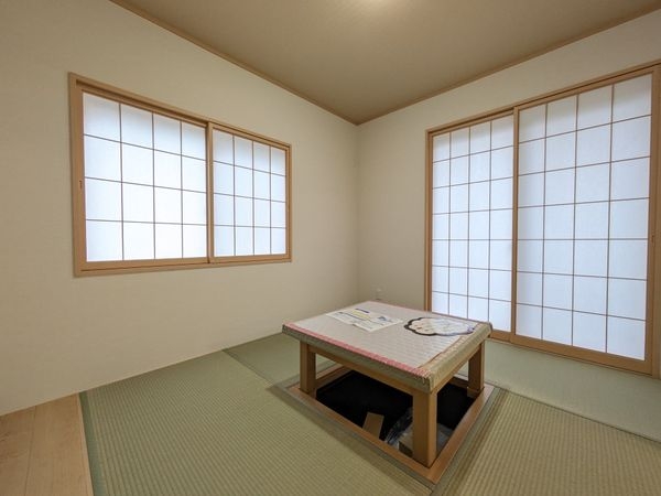 大津市石山寺４丁目　新築一戸建て　２期　１号地