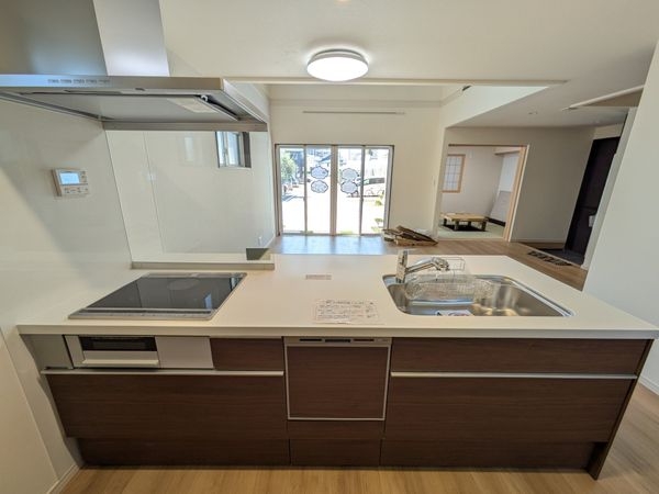 大津市月輪３丁目　新築一戸建て　２期　２号棟