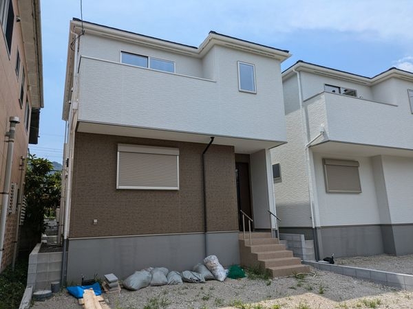 大津市桜野町１丁目　新築一戸建て　３号地