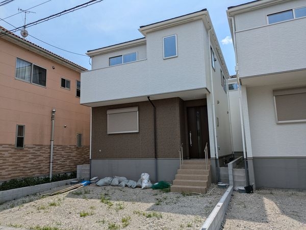 大津市桜野町１丁目　新築一戸建て　３号地