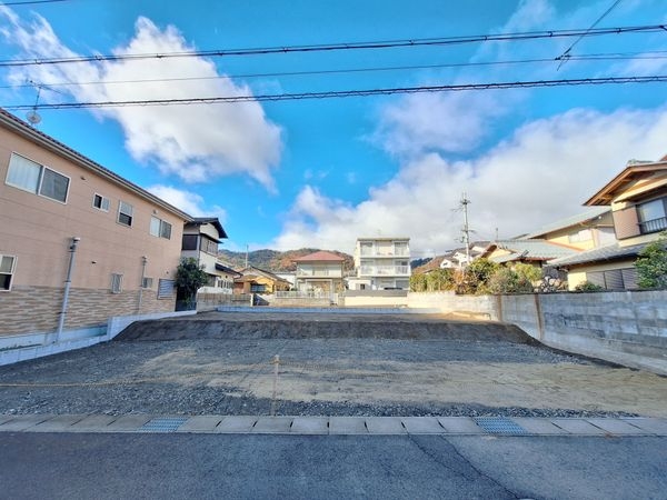 大津市桜野町１丁目　新築一戸建て　３号地