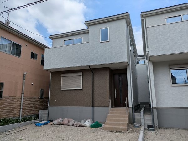 大津市桜野町１丁目　新築一戸建て　３号地