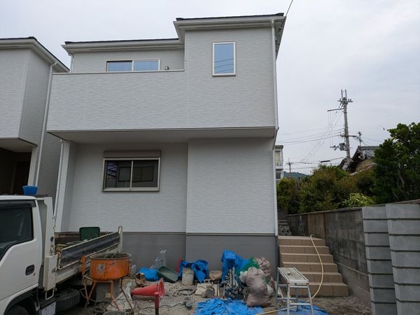 大津市桜野町１丁目　新築一戸建て　２号地