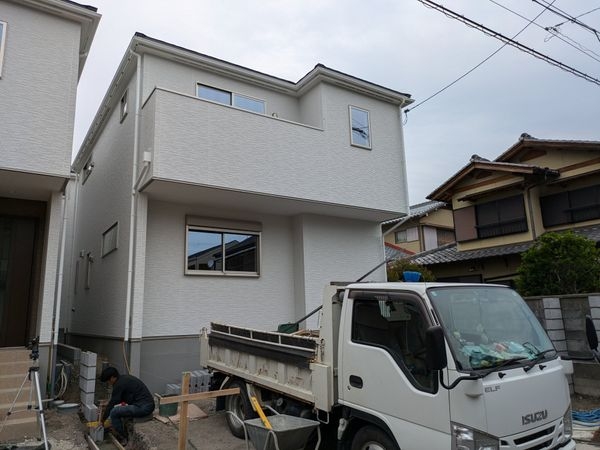 大津市桜野町１丁目　新築一戸建て　２号地