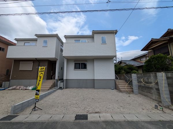 大津市桜野町１丁目　新築一戸建て　２号地
