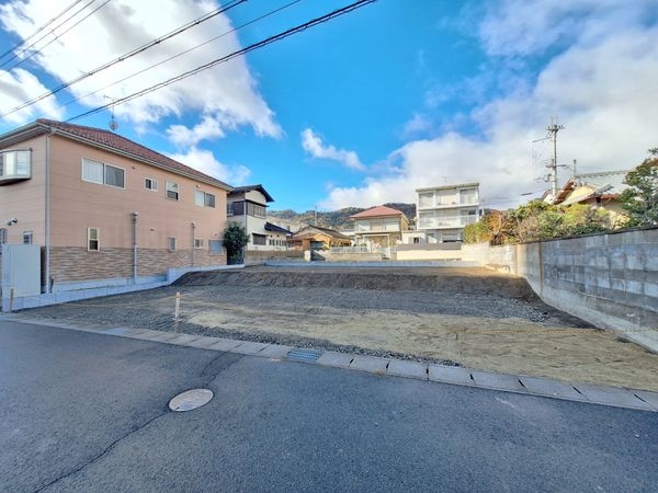 大津市桜野町１丁目　新築一戸建て　１号地