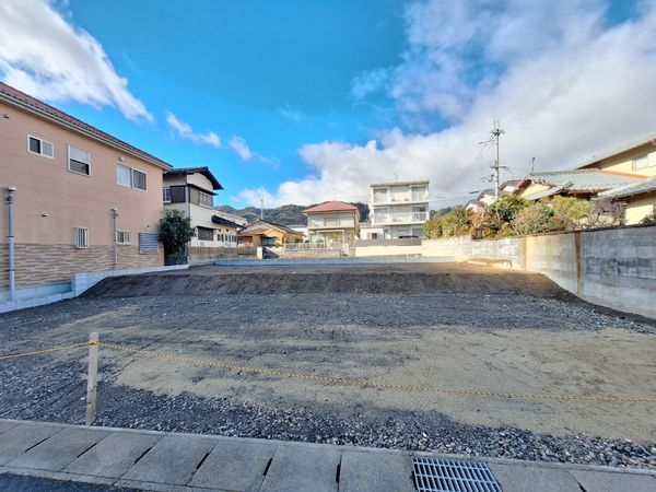 大津市桜野町１丁目　新築一戸建て　１号地
