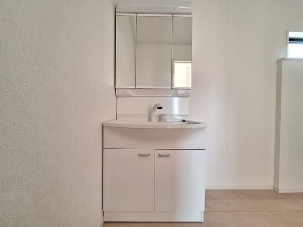 大津市雄琴５丁目　新築一戸建て　第２２　１期　８号棟