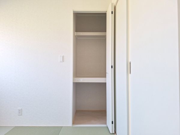 大津市雄琴５丁目　新築一戸建て　第２２　１期　８号棟