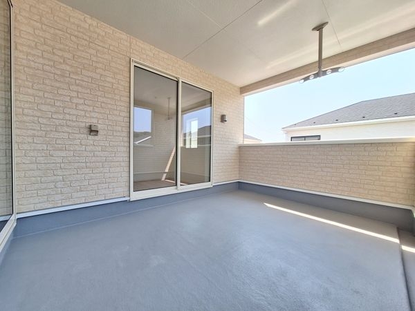 大津市雄琴５丁目　新築一戸建て　第２２　１期　１０号棟