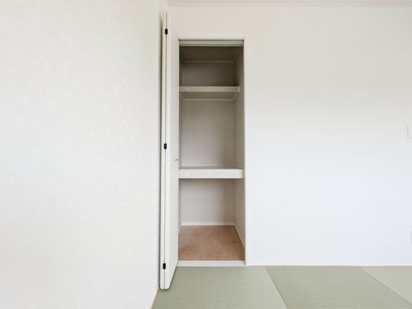 大津市雄琴５丁目　新築一戸建て　第２２　１期　４号棟