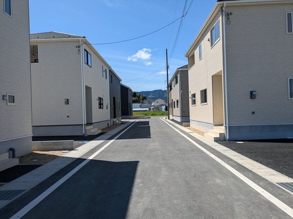 大津市雄琴５丁目　新築一戸建て　第２２　１期　４号棟