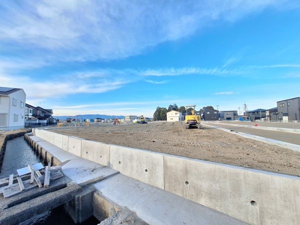 守山市小島町字塚生　新築一戸建て