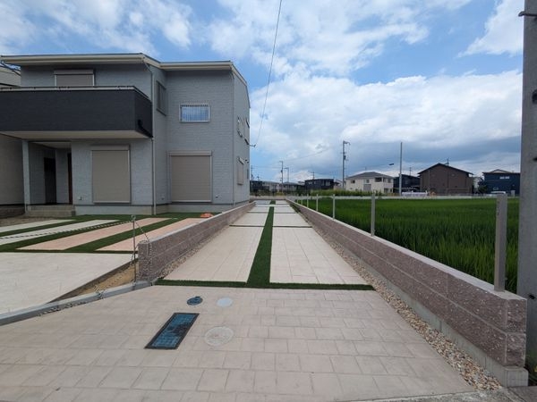 守山市小島町の中古一戸建て