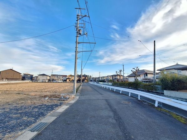 守山市小島町字塚生　新築一戸建て