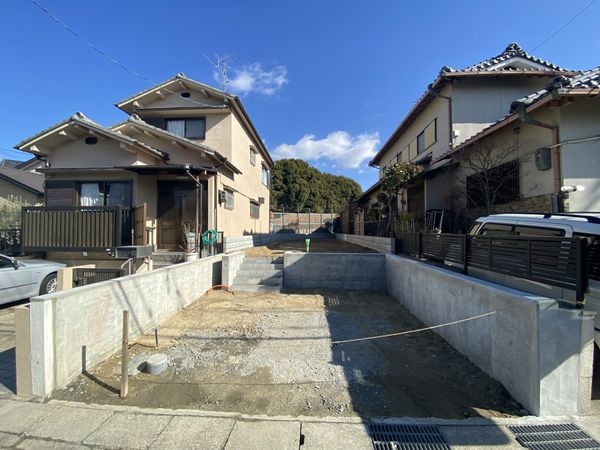 京都市伏見区深草大亀谷万帖敷町　新築一戸建て