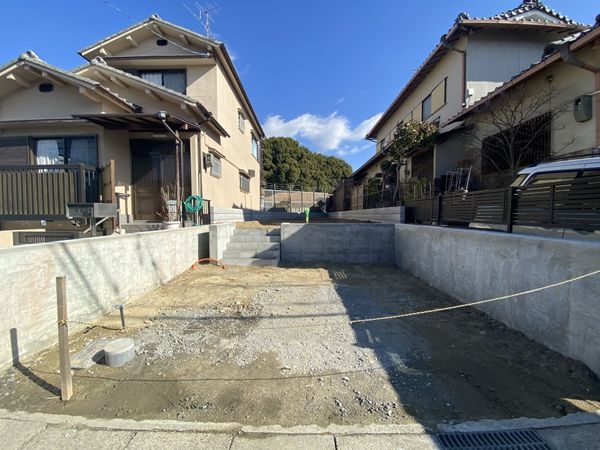 京都市伏見区深草大亀谷万帖敷町　新築一戸建て