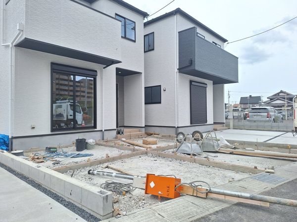 栗東市中沢２丁目　新築一戸建て　２期　２号棟