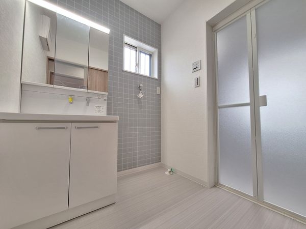 大津市本堅田２丁目　新築一戸建て