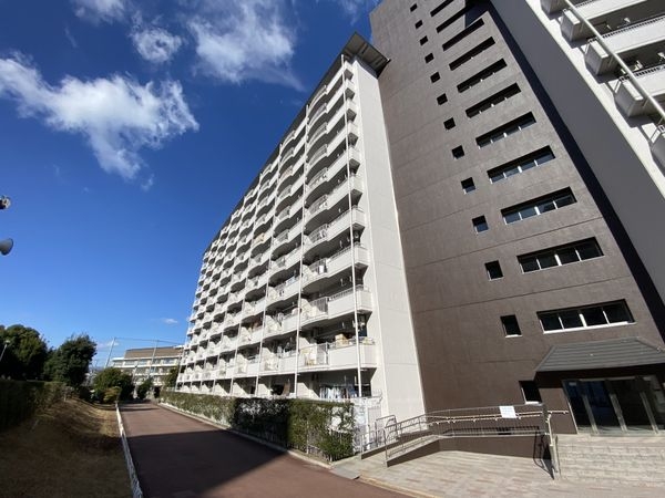 向島ニュータウン第３街区Ｆ棟　中古マンション