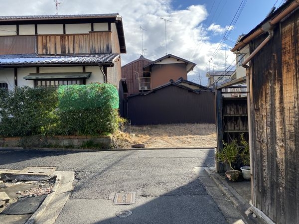 京都市伏見区深草極楽寺町　新築戸建