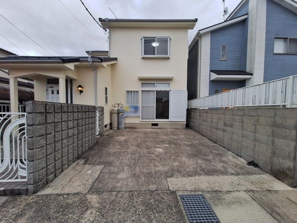 大津市里３丁目の中古一戸建て