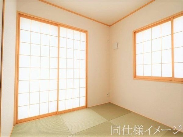 大津市茶戸町　新築一戸建て　１号棟