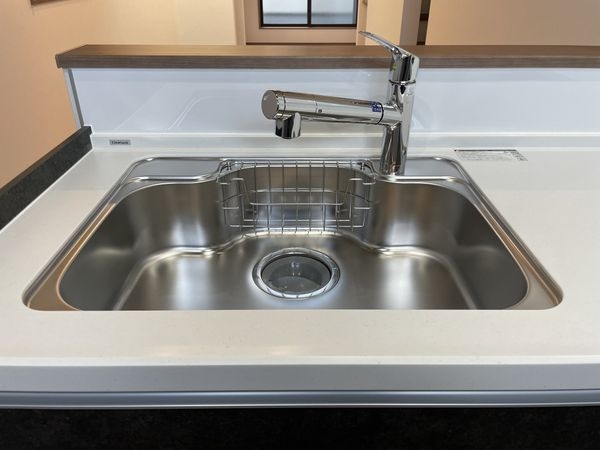 京都市伏見区納所岸ノ下　新築一戸建て