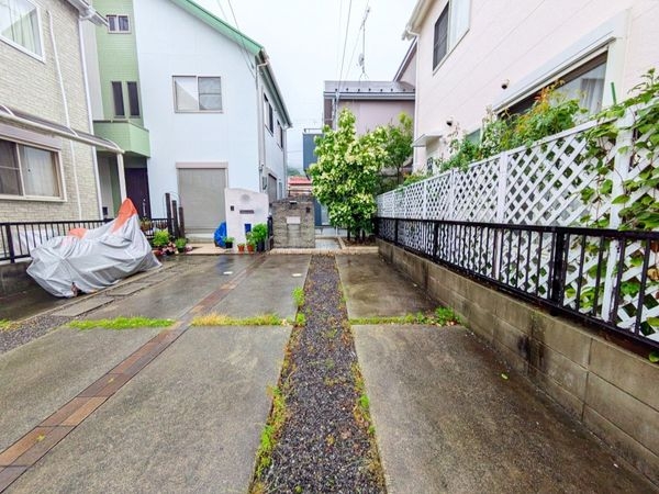 大津市南志賀１丁目の中古一戸建て