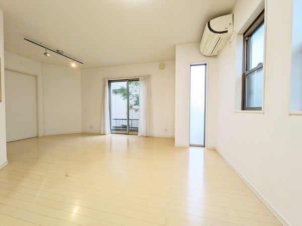 大津市南志賀１丁目の中古一戸建て