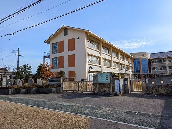 守山市石田町の中古一戸建て(守山市立玉津小学校)