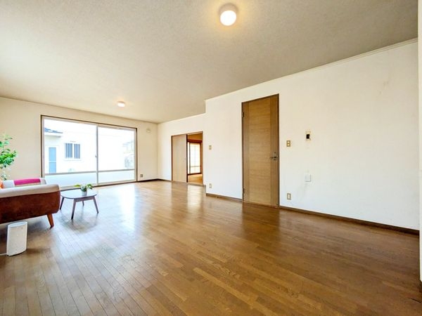 守山市石田町　中古一戸建て