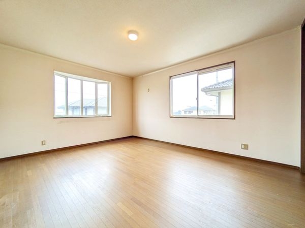 守山市石田町の中古一戸建て