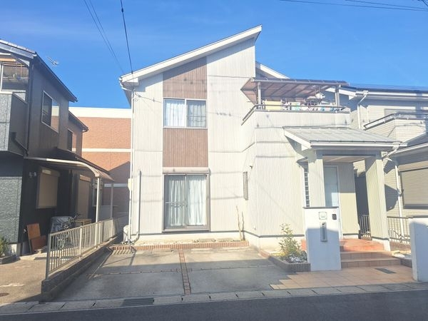 大津市際川4丁目　中古一戸建て