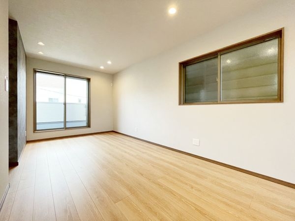 京都市伏見区淀美豆町　新築一戸建て