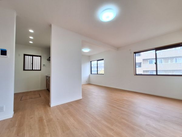 大津市大萱７丁目の中古一戸建て