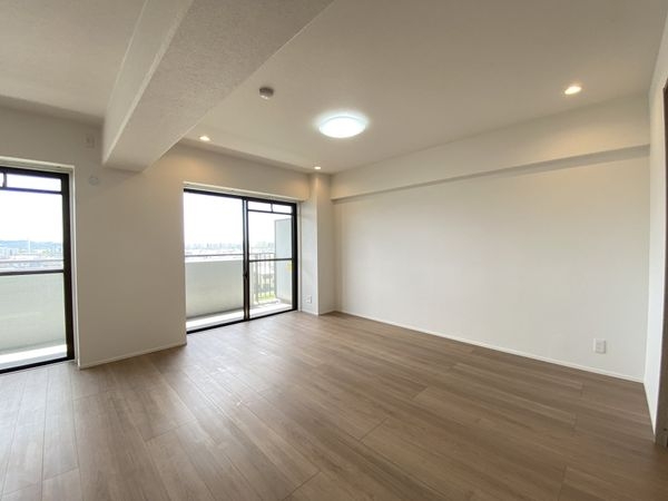 ライオンズマンション桃山南口 中古マンション(リビング)