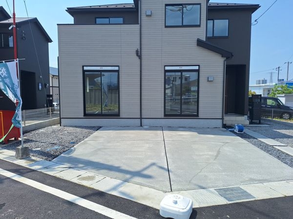 栗東市上鈎　新築一戸建て　２４－１期　２号棟