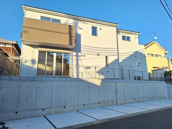 草津市追分南３丁目　新築一戸建て　1期　２号地
